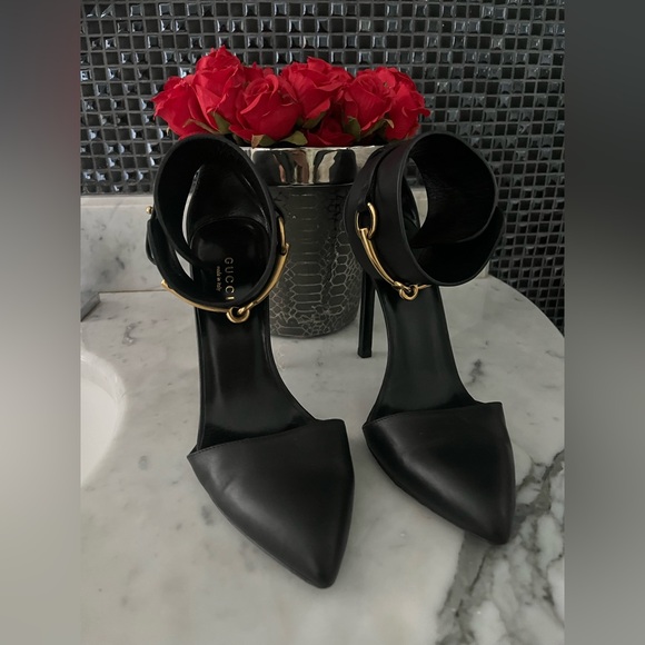 Authentic Gucci ankle cuff horsebit heels - Picture 16 of 17